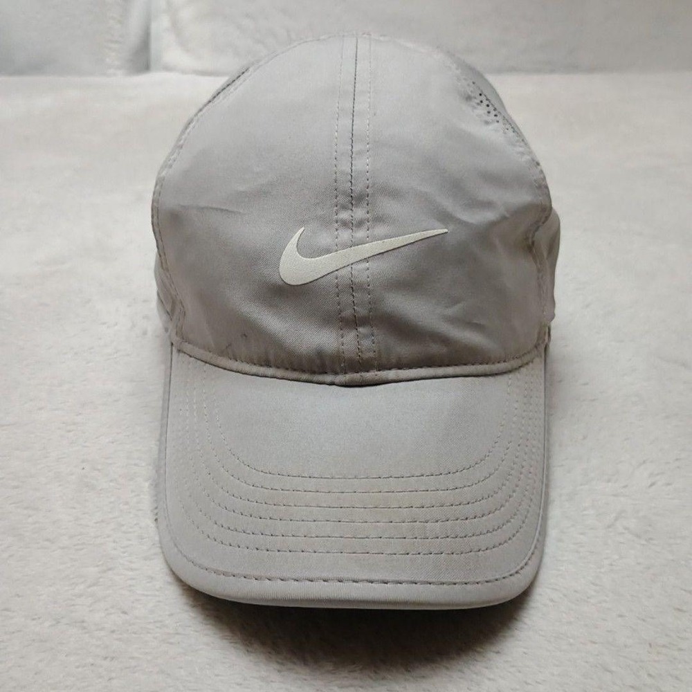 Nike Featherlight Hat Cap Strap Back Mens Gray Running Dri-FIT Adjustable Golf